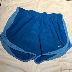 Women’s Nike Tempo Shorts